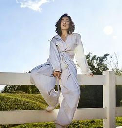 朱颜曼滋家庭背景,出身名门，演艺事业璀璨夺目的星途之路